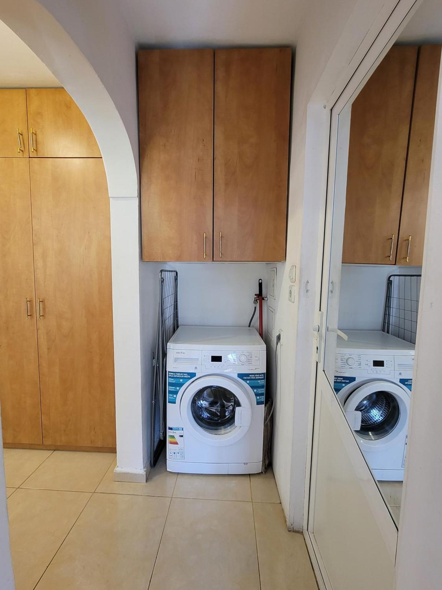 Alia Apartment Oradea Luaran gambar