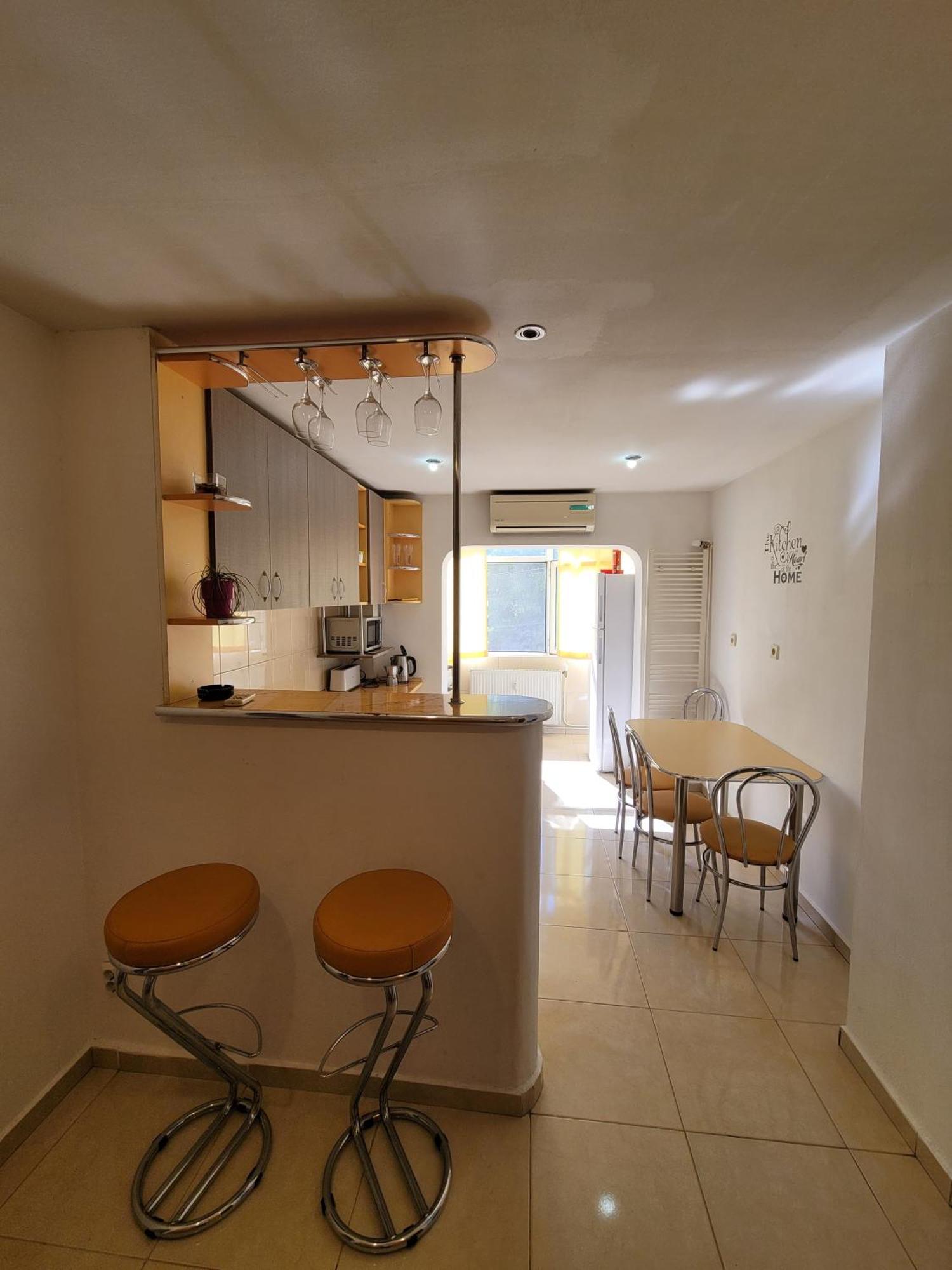 Alia Apartment Oradea Luaran gambar